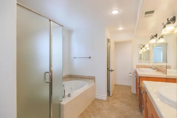 $9,850 | 415 North Cedros Avenue, Solana Beach, CA 92075