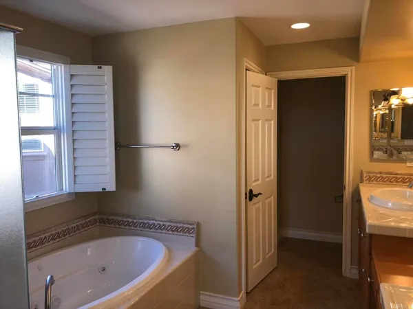 $9,850 | 415 North Cedros Avenue, Solana Beach, CA 92075