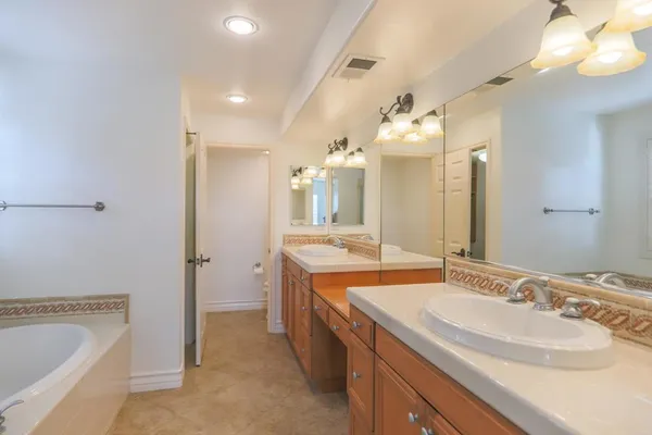 $9,850 | 415 North Cedros Avenue, Solana Beach, CA 92075