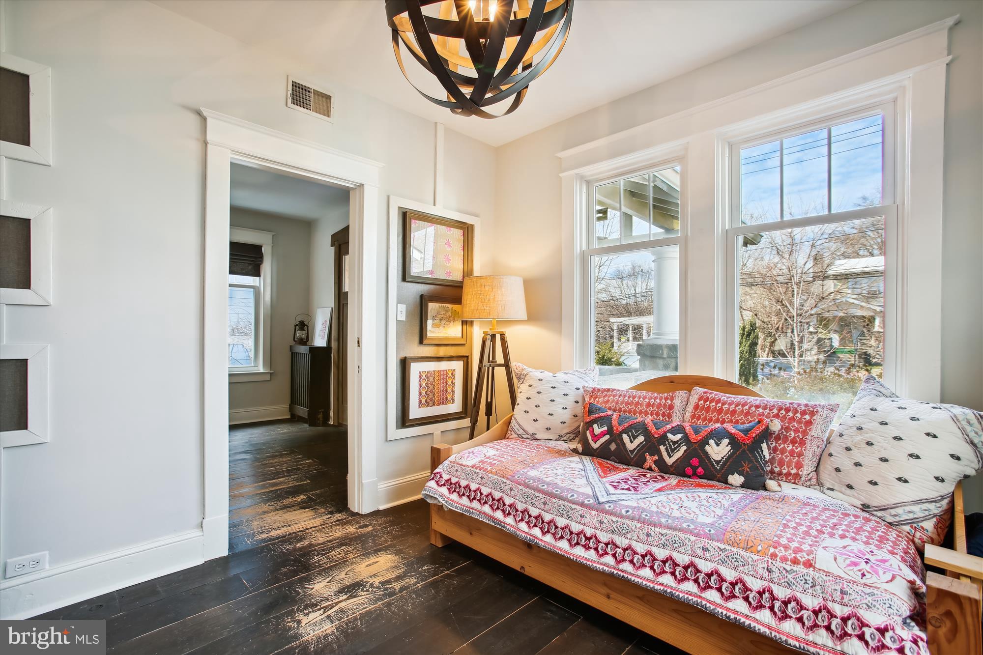 5103 13th Street Northwest Washington, DC 20011 - Photo 7 of 51 Den off the LR