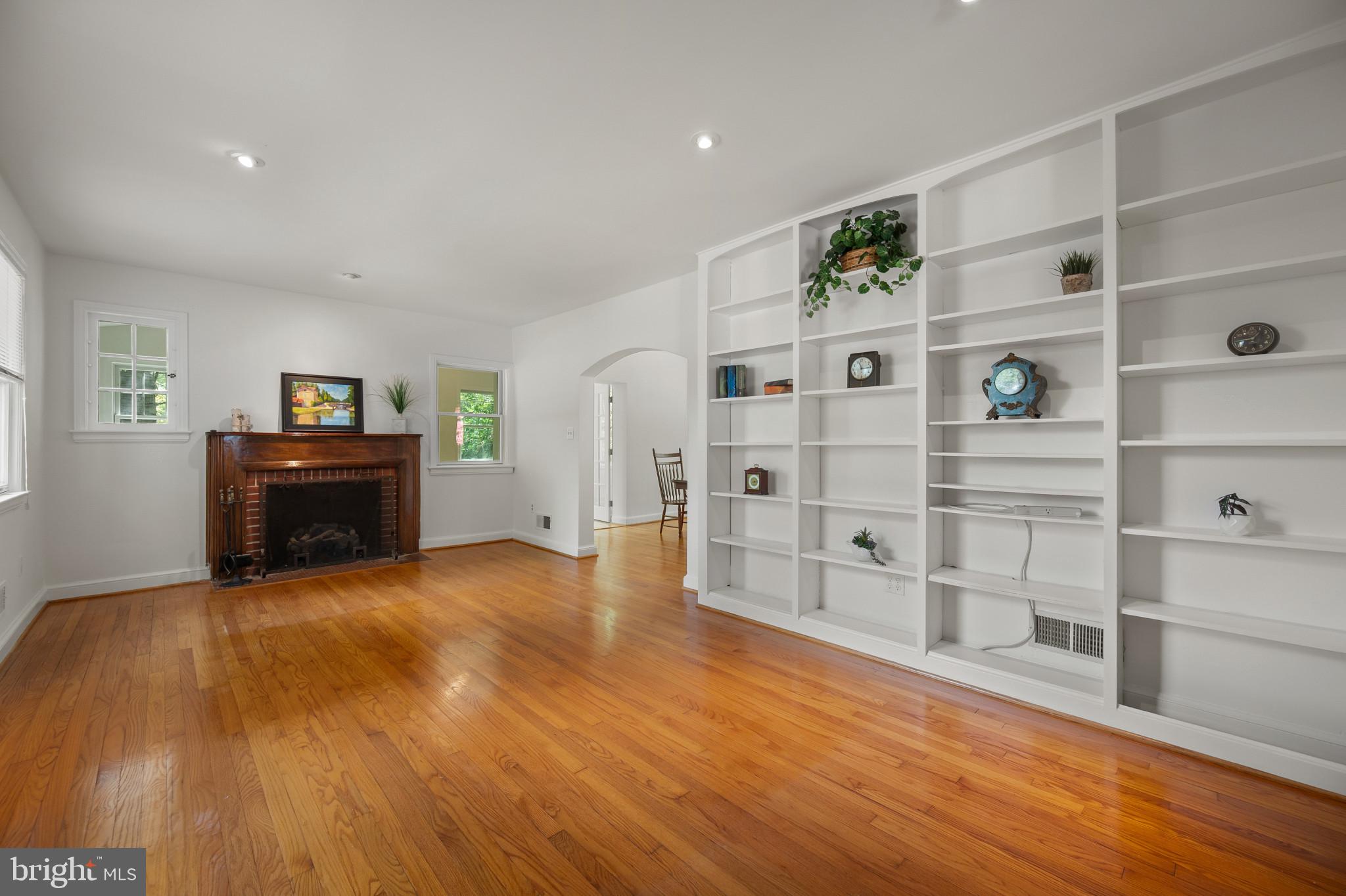 108 Denver Road Silver Spring, MD 20910 - Photo 5 of 35 Living room build-ins gleaming hardwood floors