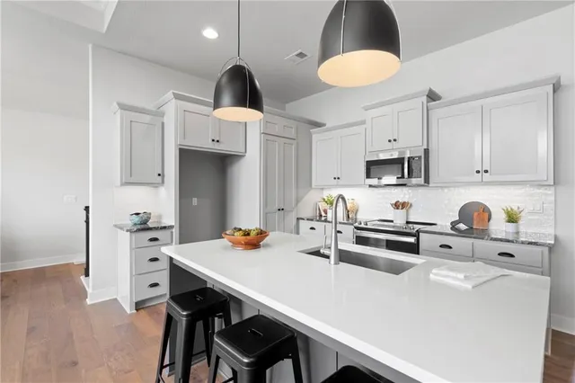 $559,500 | 15381 West 173rd Terrace, Olathe, KS 66062