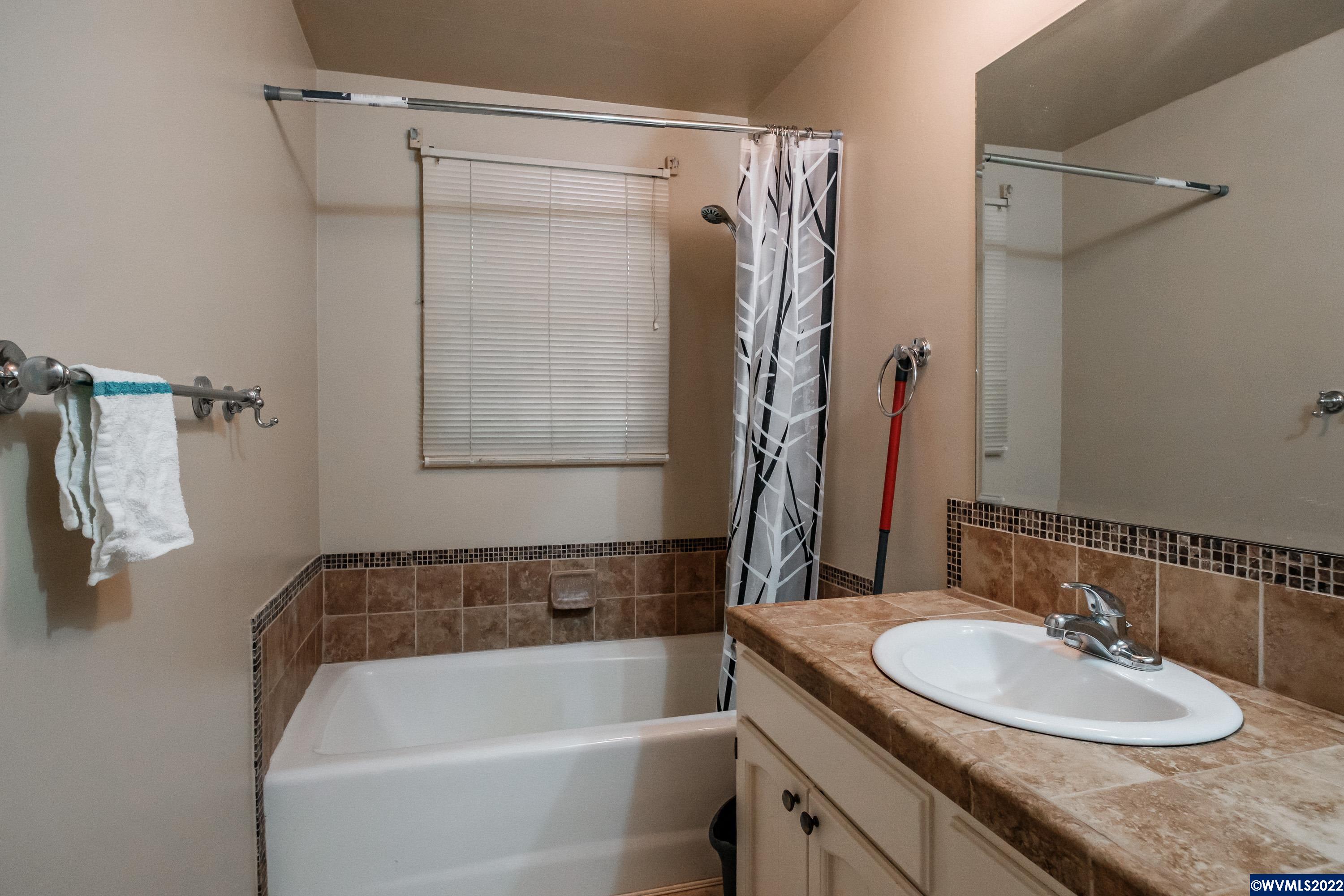 3321 Delaney Road Southeast Salem, OR 97317 - Photo 22 of 33 Gallery Image 22