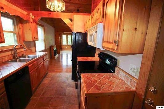 1045 Bryan View Road Sevierville, TN 37862 - Photo 7 of 21
