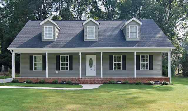 114 Lullwater Road Greenville, SC 29607 - Photo 1 of 24 Gallery Image 1