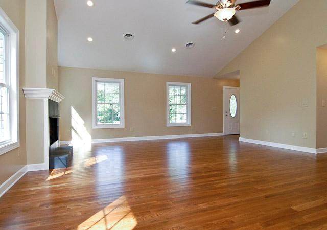114 Lullwater Road Greenville, SC 29607 - Photo 4 of 24 Gallery Image 4