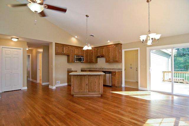 114 Lullwater Road Greenville, SC 29607 - Photo 8 of 24 Gallery Image 8