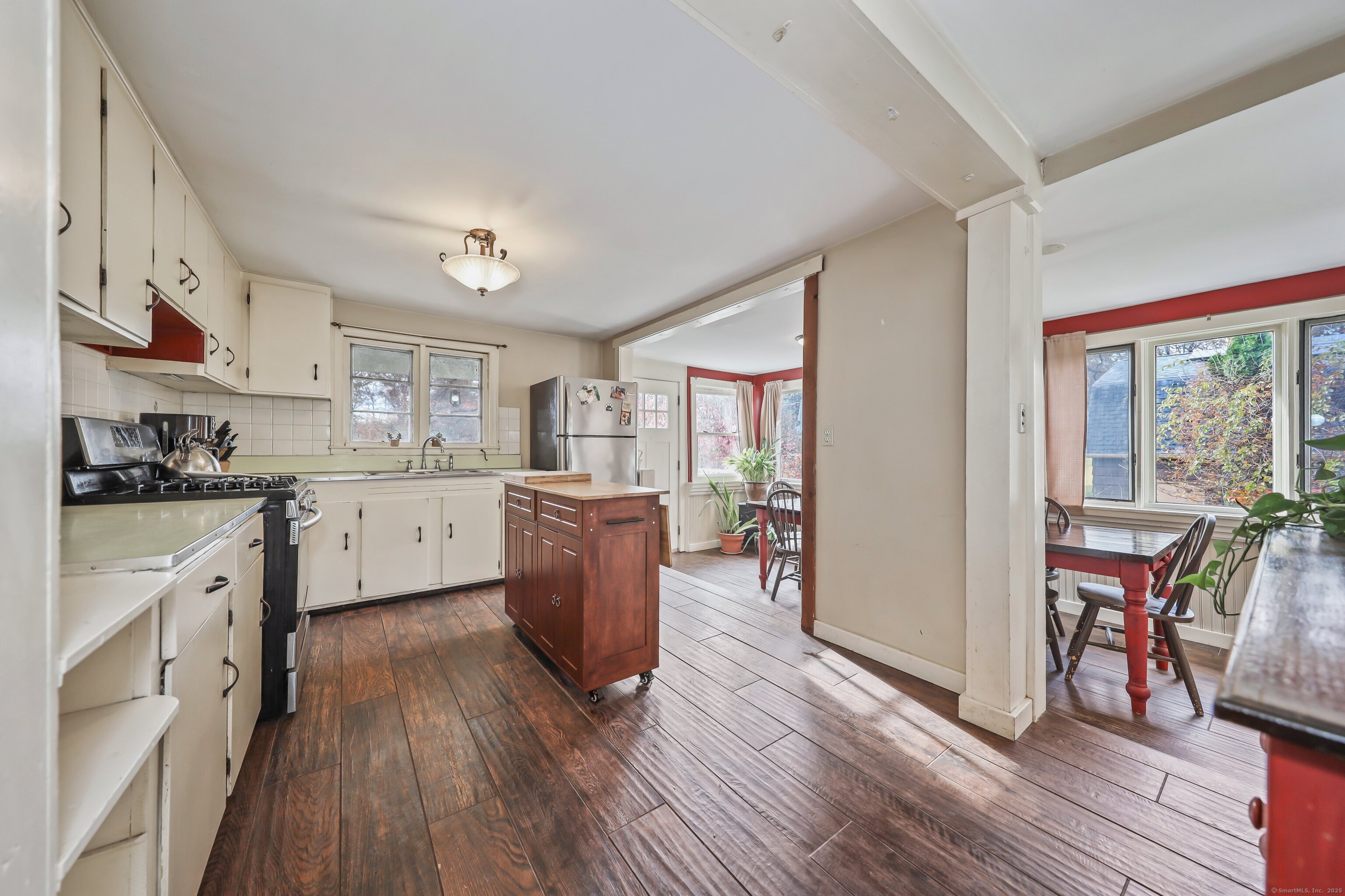 10 Kulas Terrace Seymour, CT 06483 - Photo 8 of 38