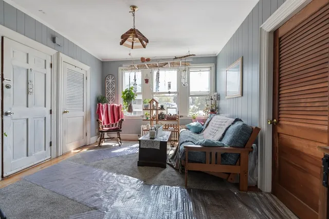 $979,900 | 584-586 Mt Hope Avenue, Fall River, MA 02724