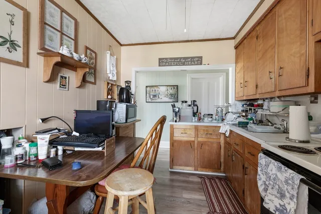 $979,900 | 584-586 Mt Hope Avenue, Fall River, MA 02724