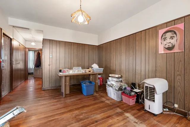 $979,900 | 584-586 Mt Hope Avenue, Fall River, MA 02724