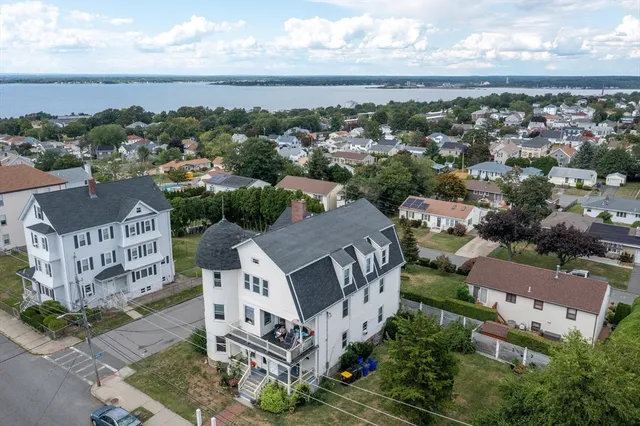 $979,900 | 584-586 Mt Hope Avenue, Fall River, MA 02724