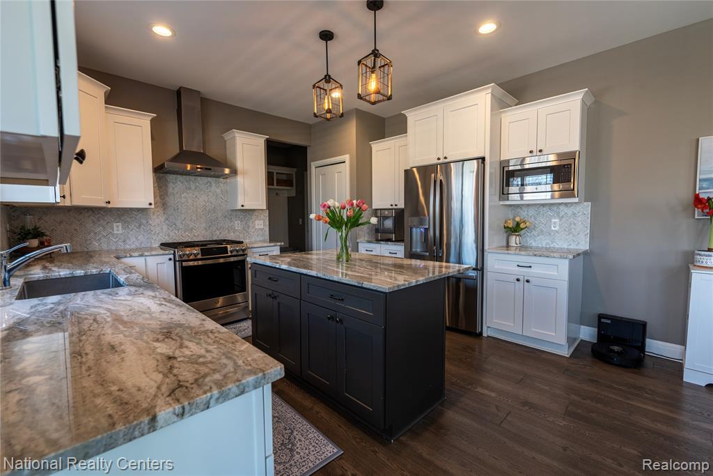 70376 Hillside Court Romeo, MI 48065 - Photo 8 of 43