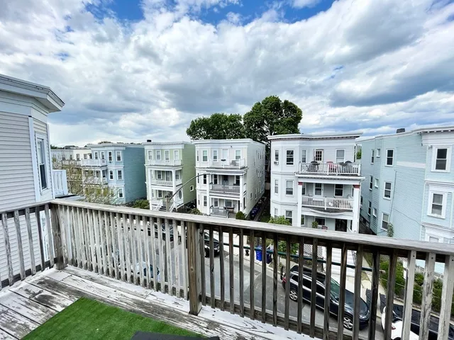 $2,800 | 26 Taft Street, Unit 3, Boston, MA 02125