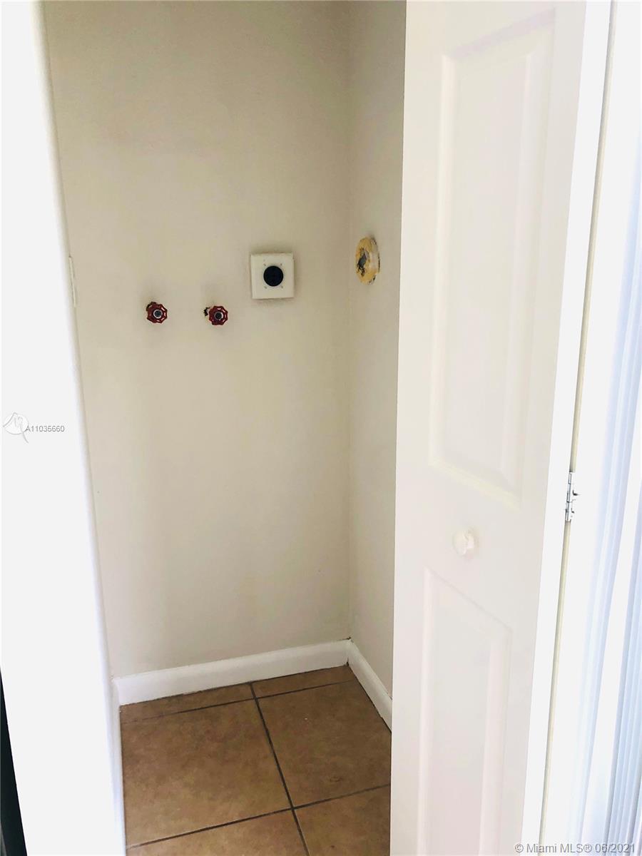 25 Southwest 15th Road, Unit 25 Homestead, FL 33030 - Photo 5 of 15