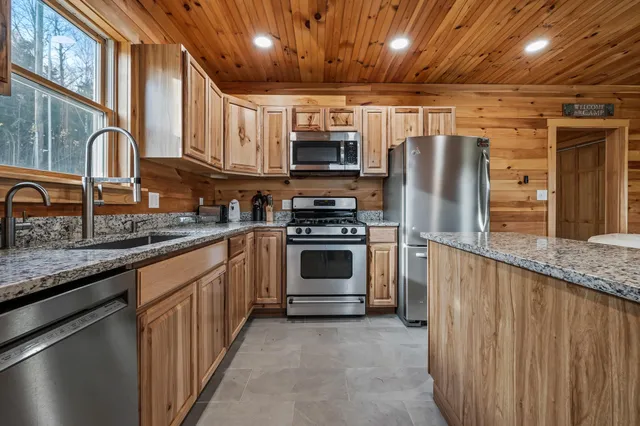 $535,000 | 10 Pontook Estates Road, Dummer, NH 03588