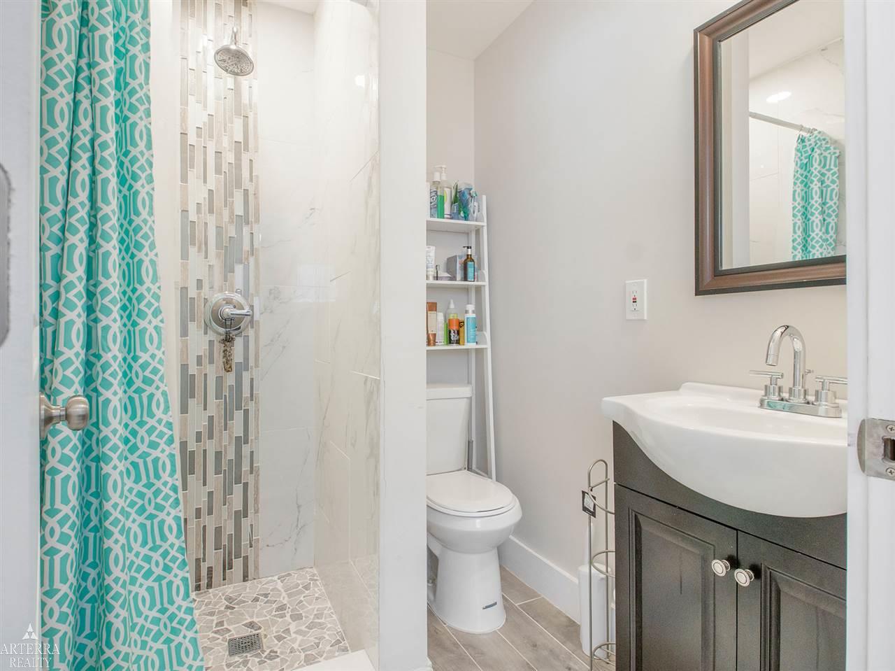 3712 Normandy Road Royal Oak, MI 48073 - Photo 9 of 16 50036897-8.JPG
