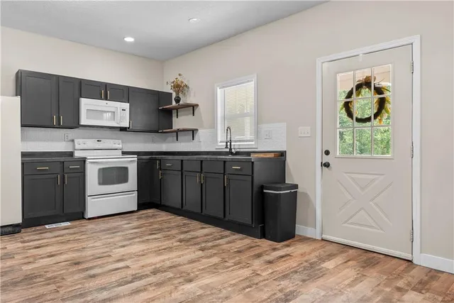 $160,000 | 2414 Washington Street, Lexington, MO 64067