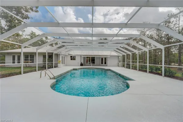 $1,299,000 | 825 Desoto Boulevard North, Naples, FL 34120