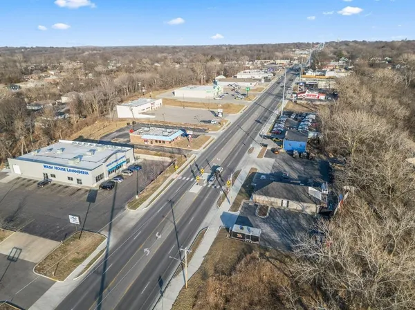 $130,000 | 11225 East US Highway 24, Independence, MO 64054