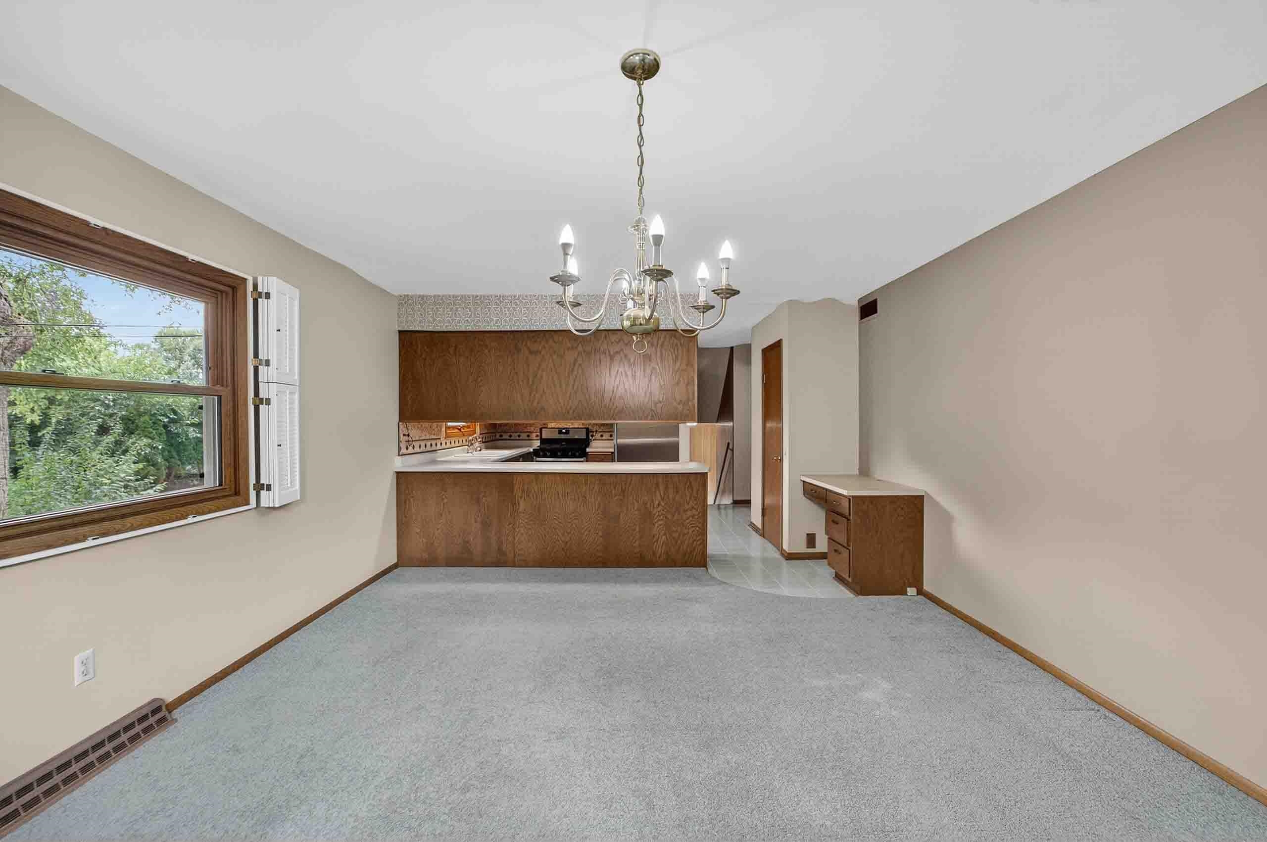 7013 Cardinal Drive Middleton, WI 53562 - Photo 13 of 48