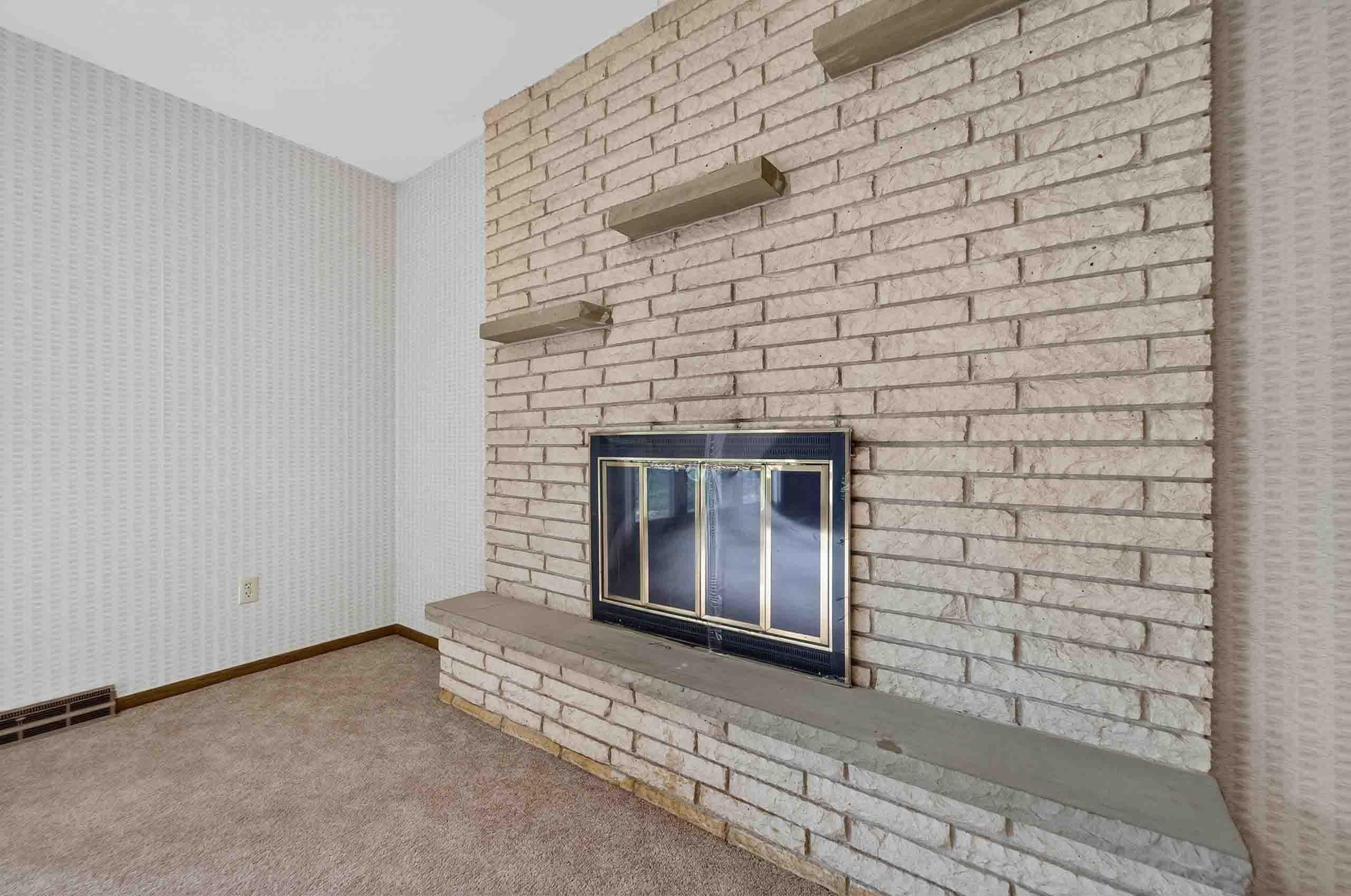 7013 Cardinal Drive Middleton, WI 53562 - Photo 19 of 48