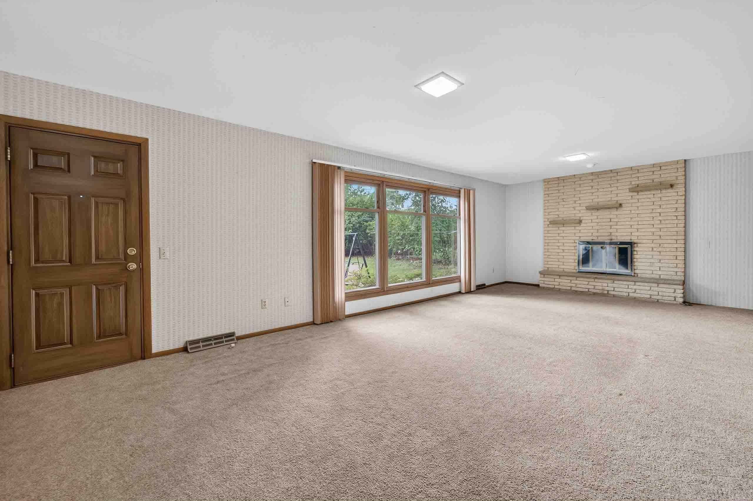 7013 Cardinal Drive Middleton, WI 53562 - Photo 20 of 48