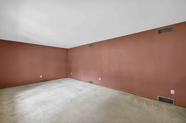 $575,000 | 7013 Cardinal Drive, Middleton, WI 53562