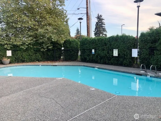 $2,125 | 6700 Northeast 182nd Street, Unit A104, Kenmore, WA 98028