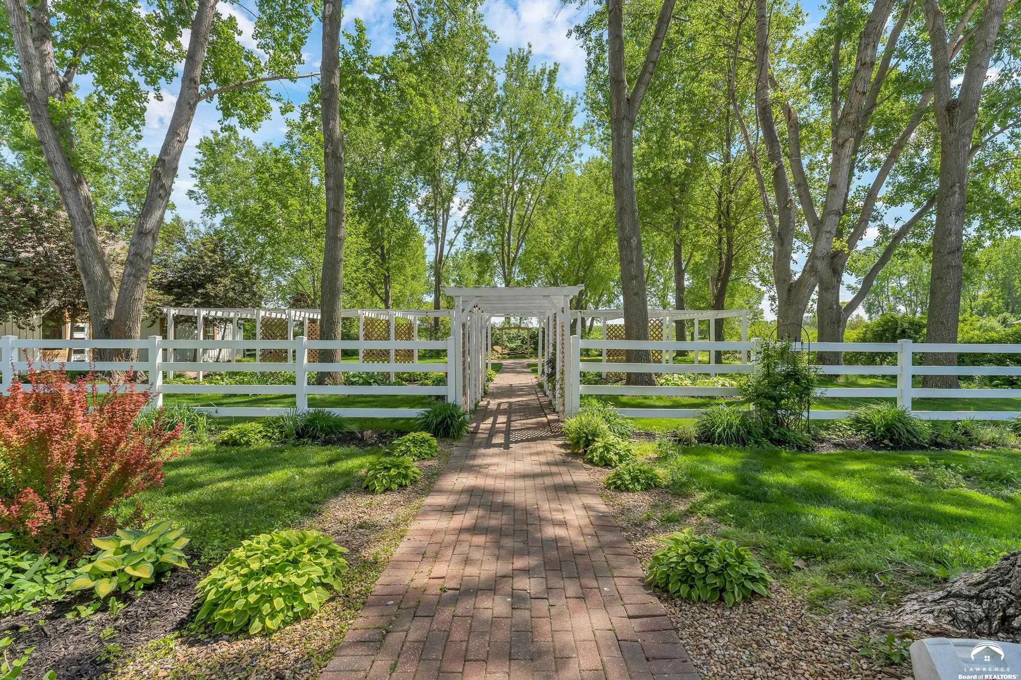 1431 North 1900th Road Lawrence, KS 66044 - Photo 71 of 95