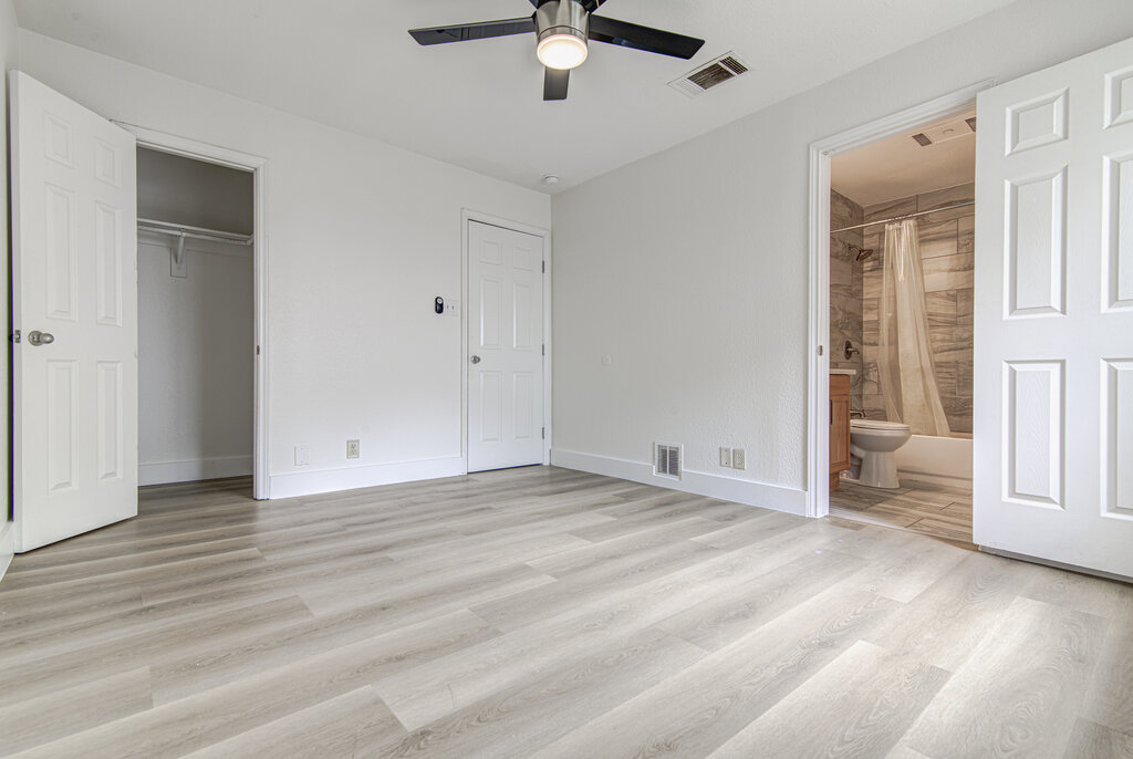 6713 West Gate Boulevard, Unit A Austin, TX 78745 - Photo 16 of 21 a view of empty room with wooden floor