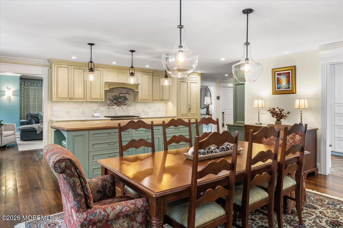 27 Fox Hill Road Middletown, NJ 07748 - Photo 7 of 51 Kitchen