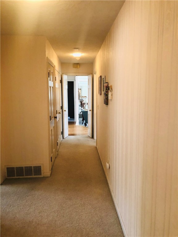 8 Briarwood Road Lincoln, RI 02865 - Photo 5 of 27