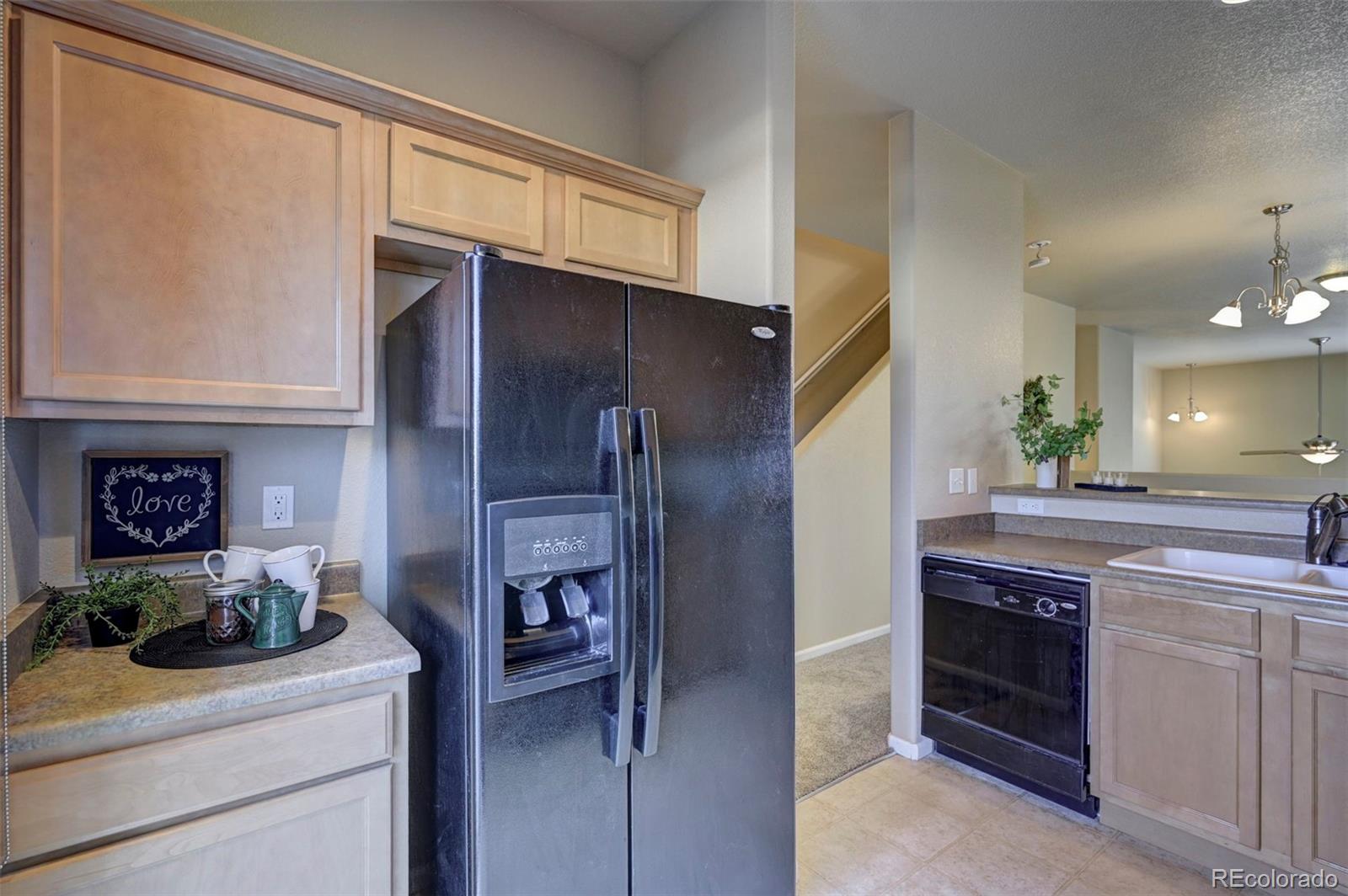 5653 Saint Patrick View Colorado Springs, CO 80923 - Photo 20 of 44