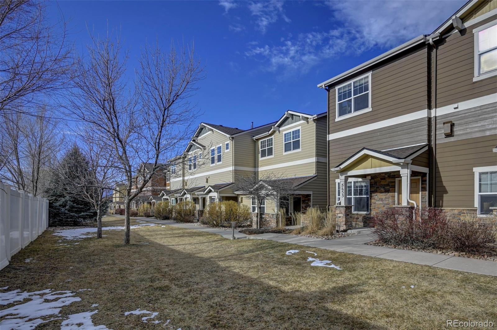 5653 Saint Patrick View Colorado Springs, CO 80923 - Photo 4 of 44