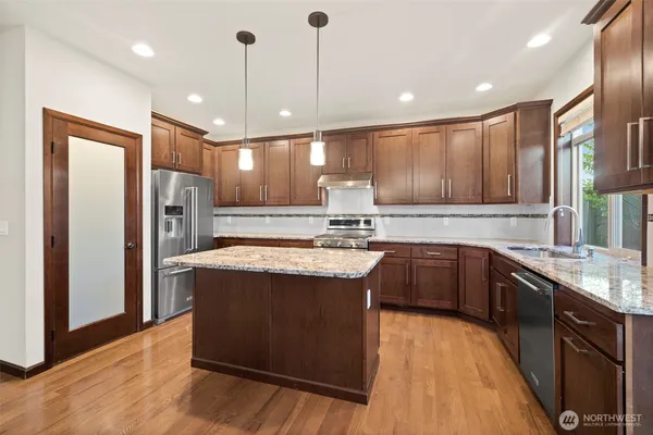 $895,000 | 17004 11th Place West, Lynnwood, WA 98037
