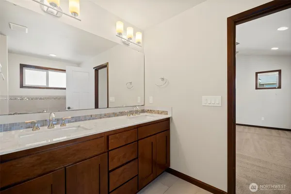 $895,000 | 17004 11th Place West, Lynnwood, WA 98037