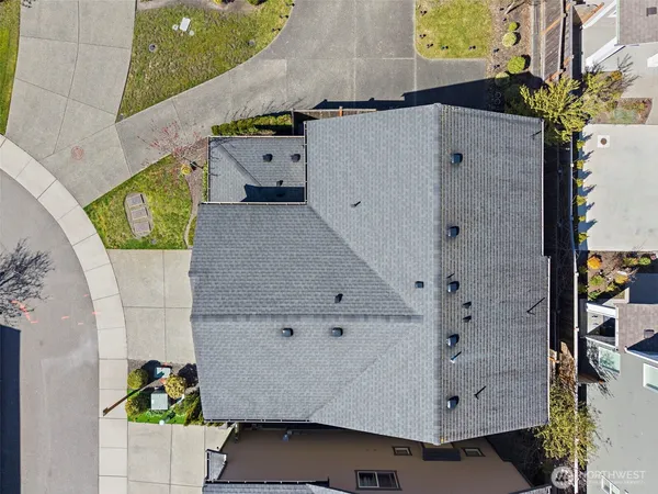 $895,000 | 17004 11th Place West, Lynnwood, WA 98037
