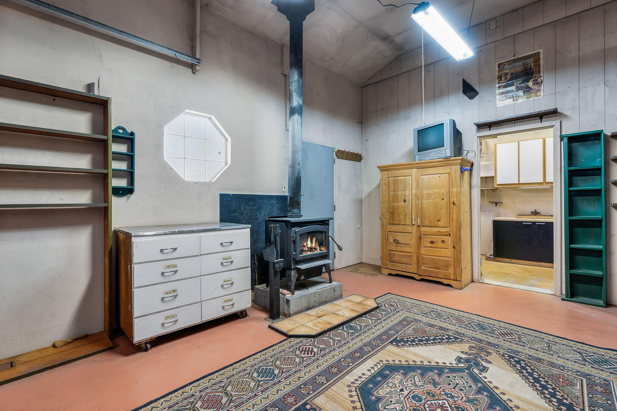 5638 Southwest Shad Road Terrebonne, OR 97760 - Photo 26 of 43 Shop/Craft Room with Wood burning fireplace or Garage