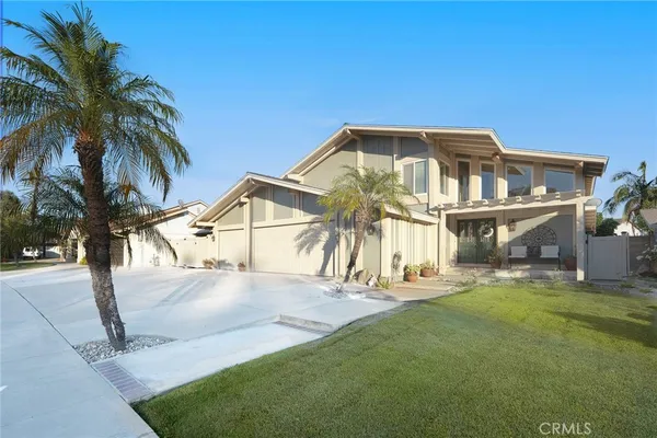 $1,274,999 | 2244 West Beverly Drive, Orange, CA 92868