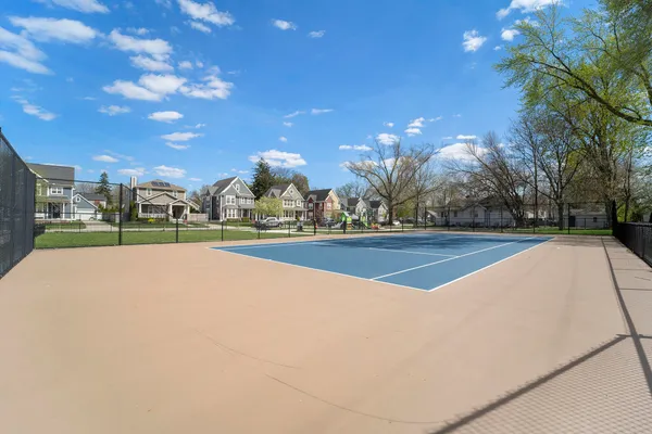 $2,500 | 1007 Mohawk Avenue, Royal Oak, MI 48067