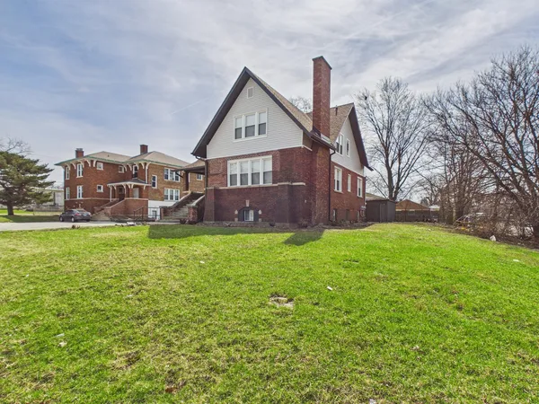 $1,850 | 398 West Lincoln Highway, Unit 4, Chicago Heights, IL 60411