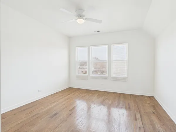 $1,850 | 398 West Lincoln Highway, Unit 4, Chicago Heights, IL 60411