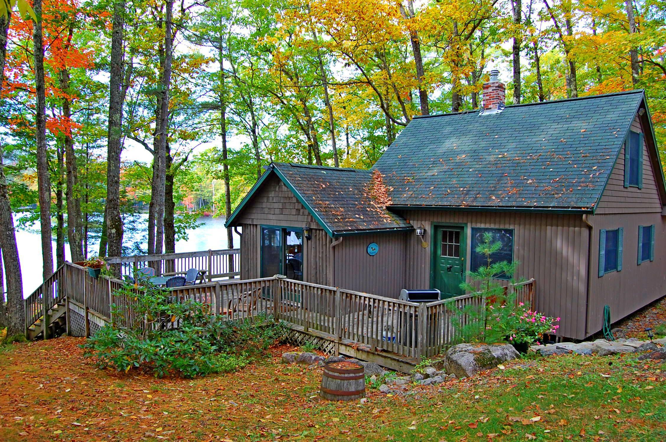 exterior side with lakeview