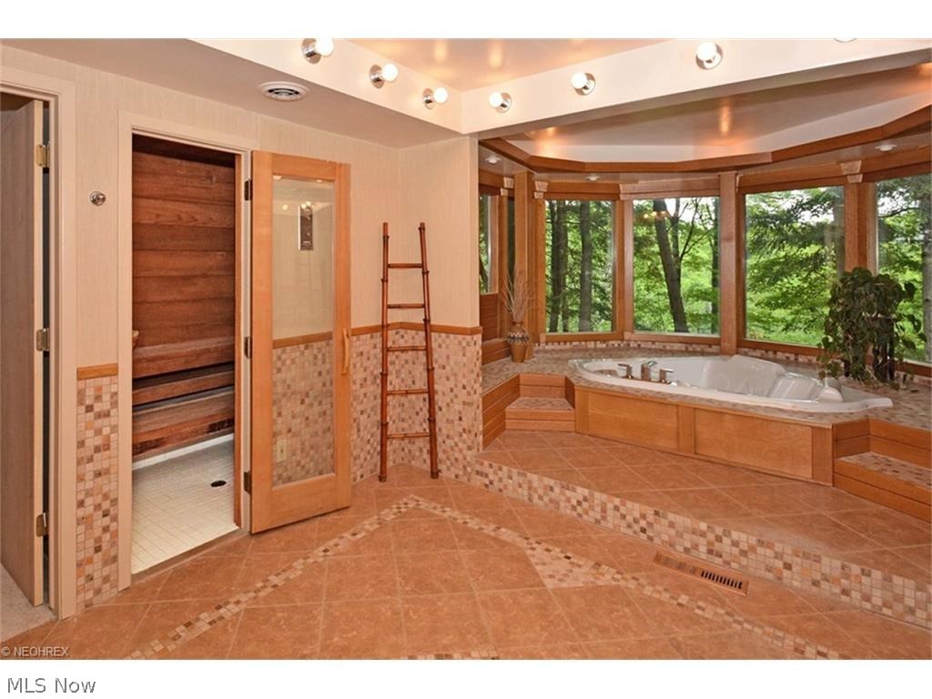 11666 River Ridge Road Strongsville, OH 44136 - Photo 19 of 28 Gallery Image 19