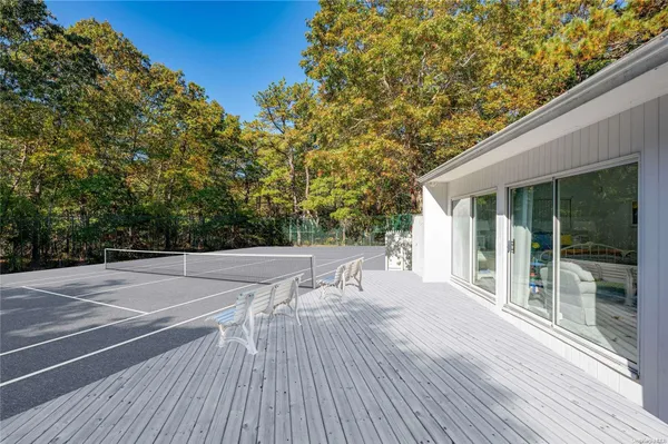 $40,000 | 1 Whippoorwill Lane, East Quogue, NY 11942