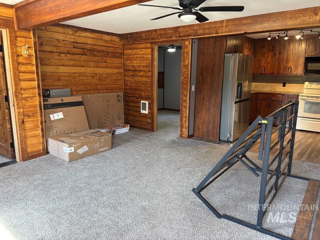 941 South Main Street Cascade, ID 83611 - Photo 10 of 42