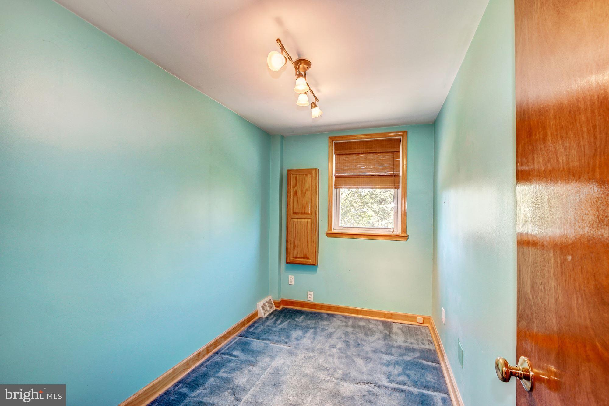 4070 West Ford Road Philadelphia, PA 19131 - Photo 14 of 27 Bedroom 3