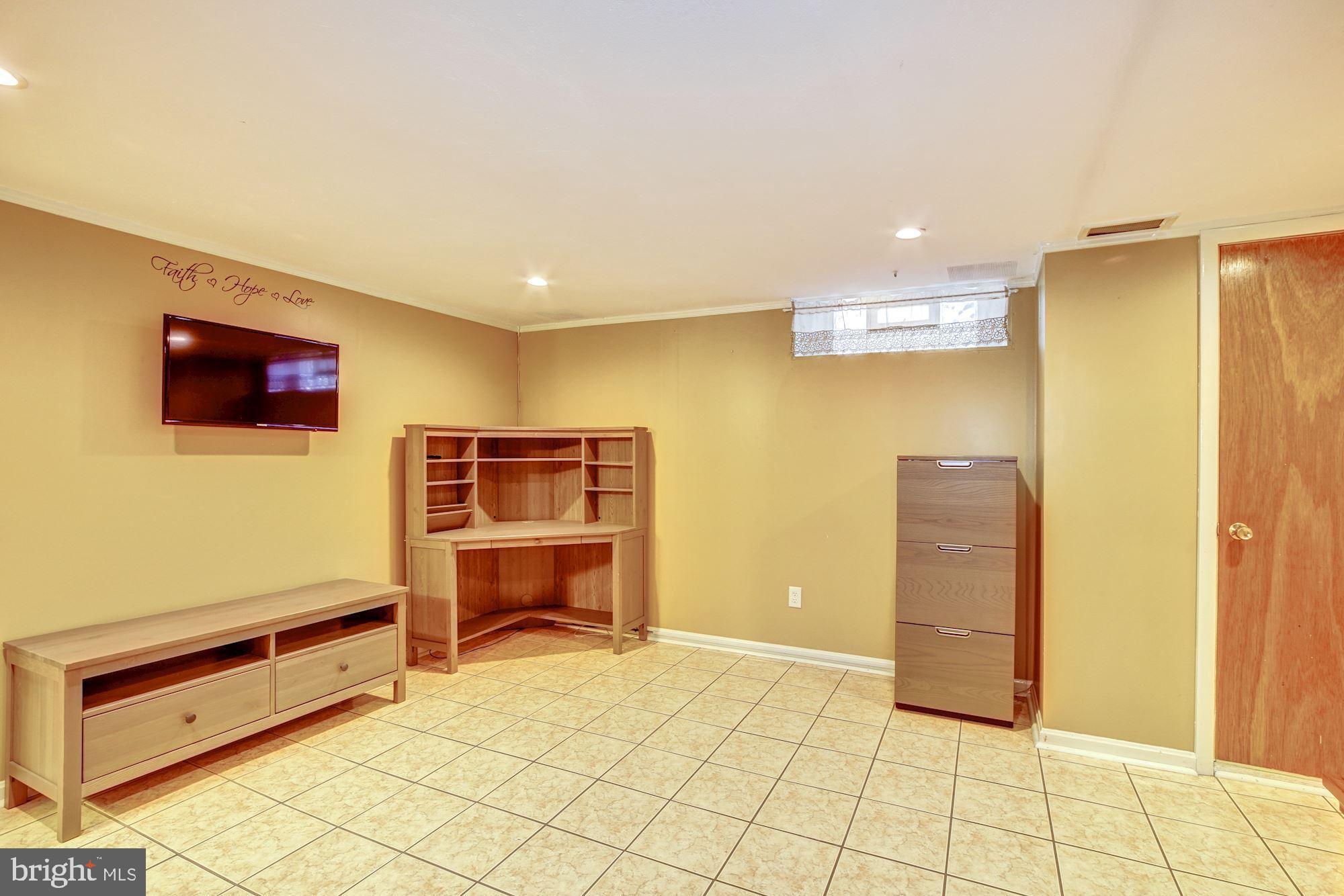 4070 West Ford Road Philadelphia, PA 19131 - Photo 16 of 27 Basement