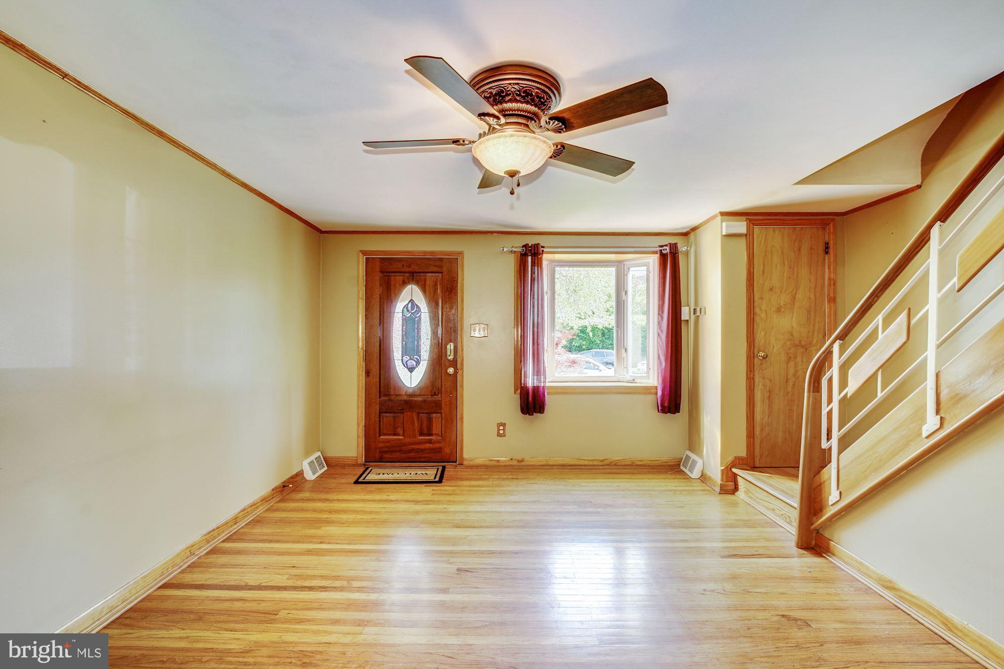 4070 West Ford Road Philadelphia, PA 19131 - Photo 3 of 27 View of Living Room from the Dining Room
